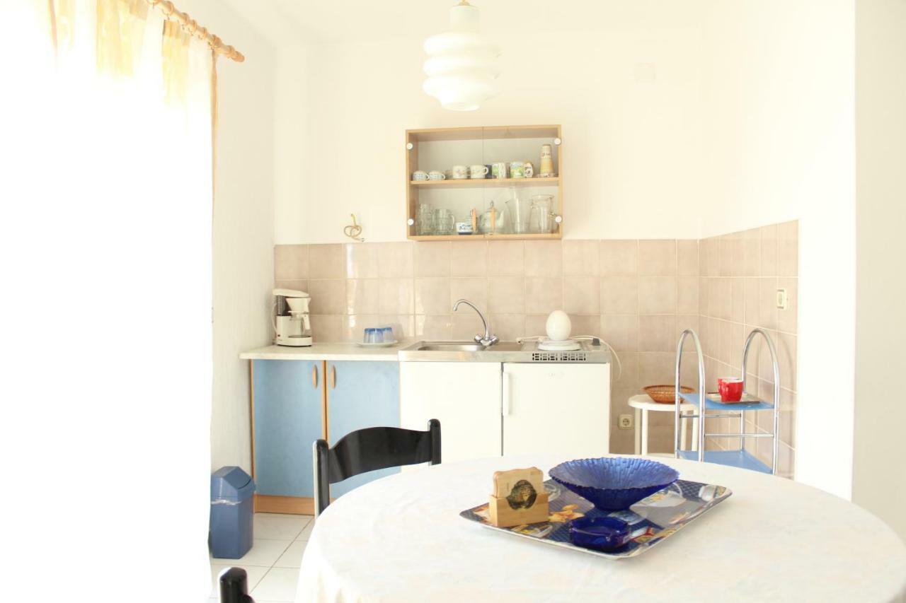 Tribunj Apartmani Экстерьер фото