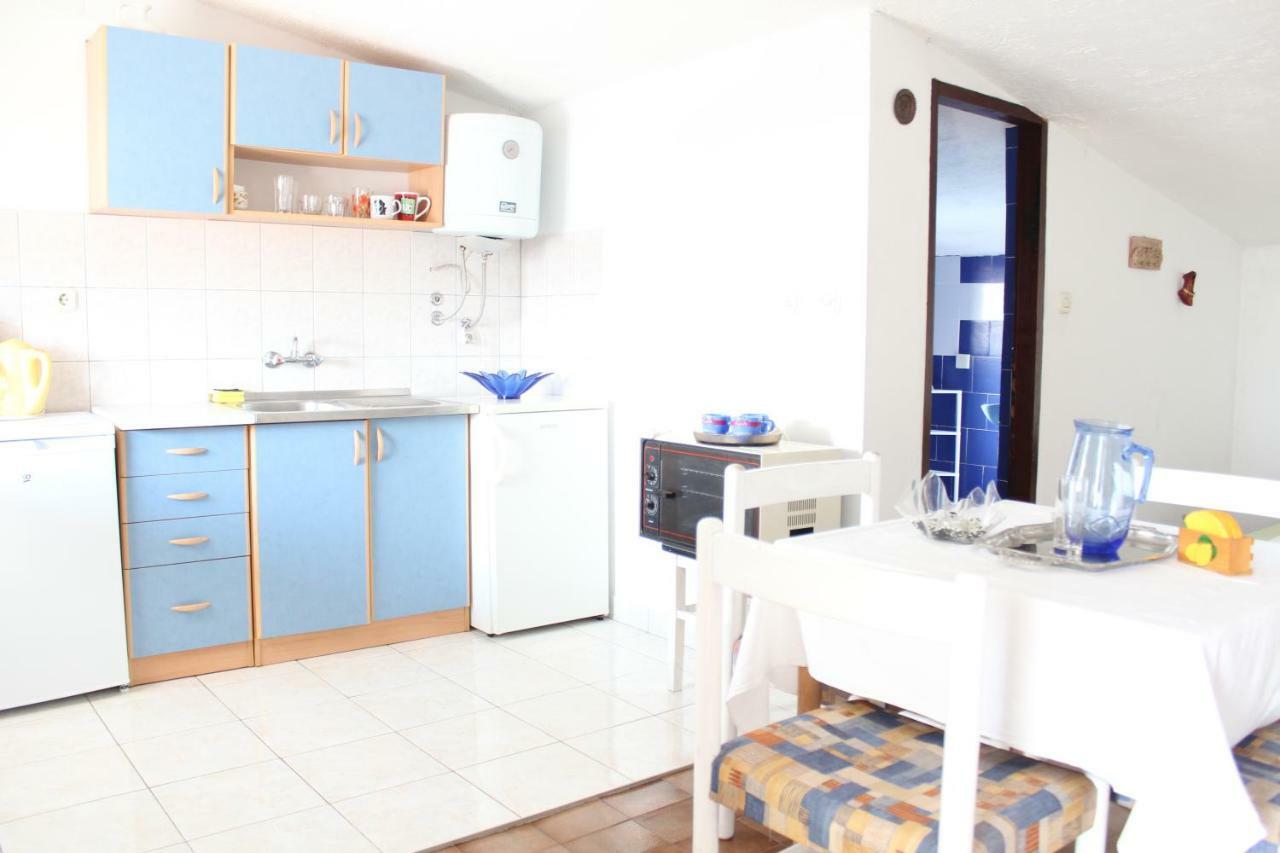 Tribunj Apartmani Экстерьер фото