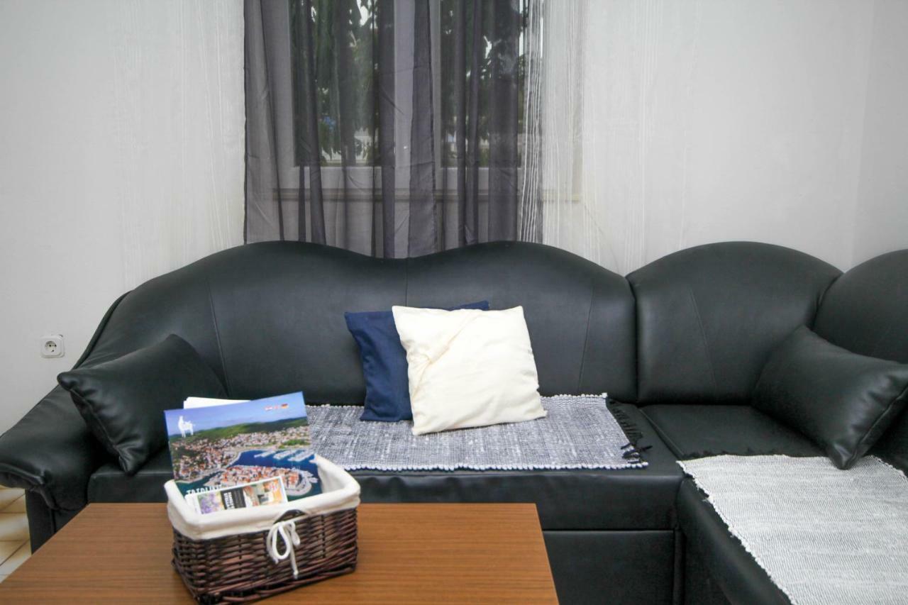 Tribunj Apartmani Экстерьер фото